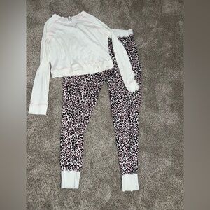 VENUS White and Pink Leopard Pajama Set